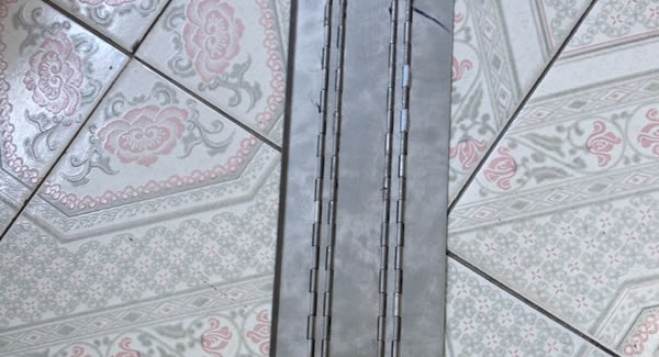 哪里有專(zhuān)業(yè)生產(chǎn)長(zhǎng)合頁(yè),屏風(fēng)合頁(yè)等東莞合頁(yè),東莞鉸鏈的工廠?