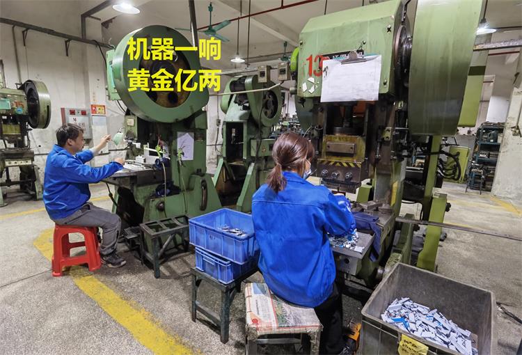 3EF21159D3F58B946075BE1CCE5A007D.jpg 3EF21159D3F58B946075BE1CCE5A007D.jpg